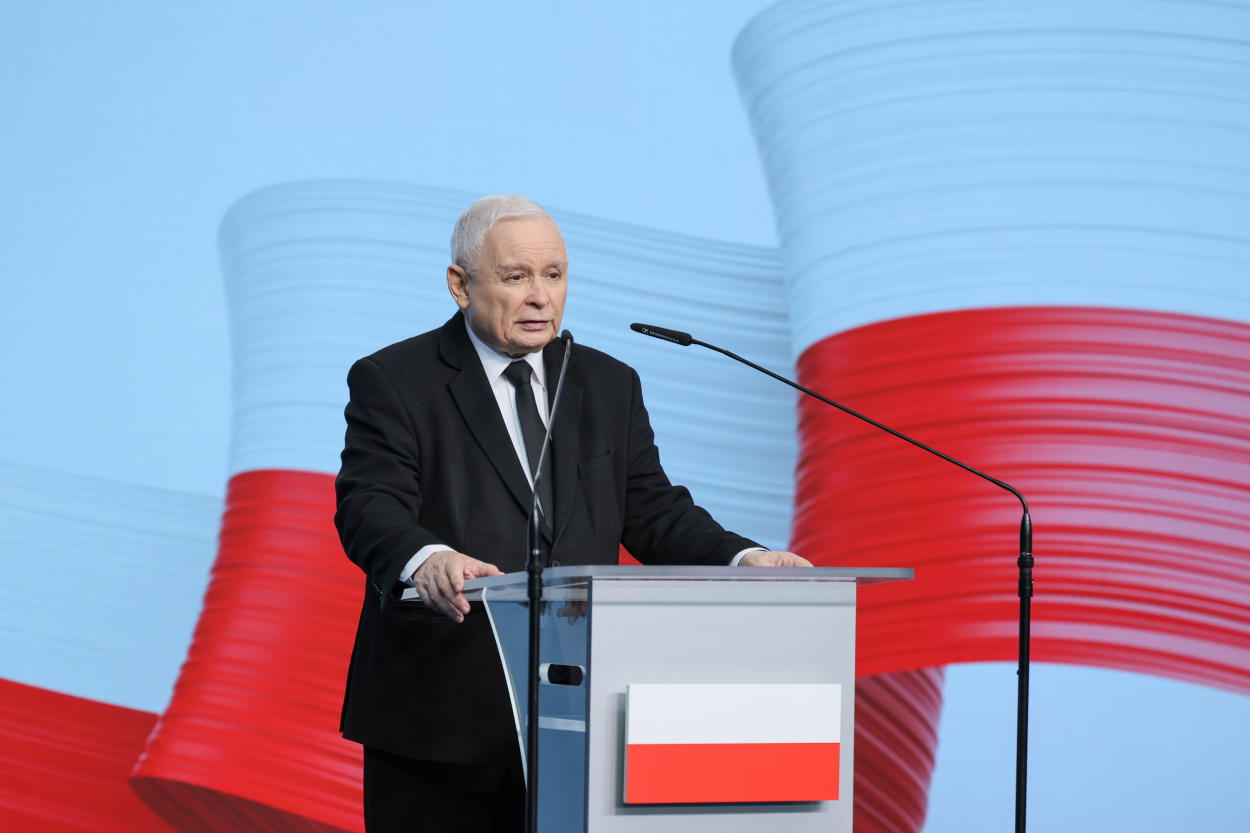 prezes pis: projektowane zmiany w traktatach ue oznaczają, że polska traci suwerenność