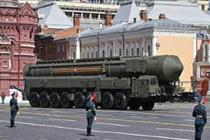 rusya'dan abd'ye nükleer silah uyarısı... 'hedefimiz olur'