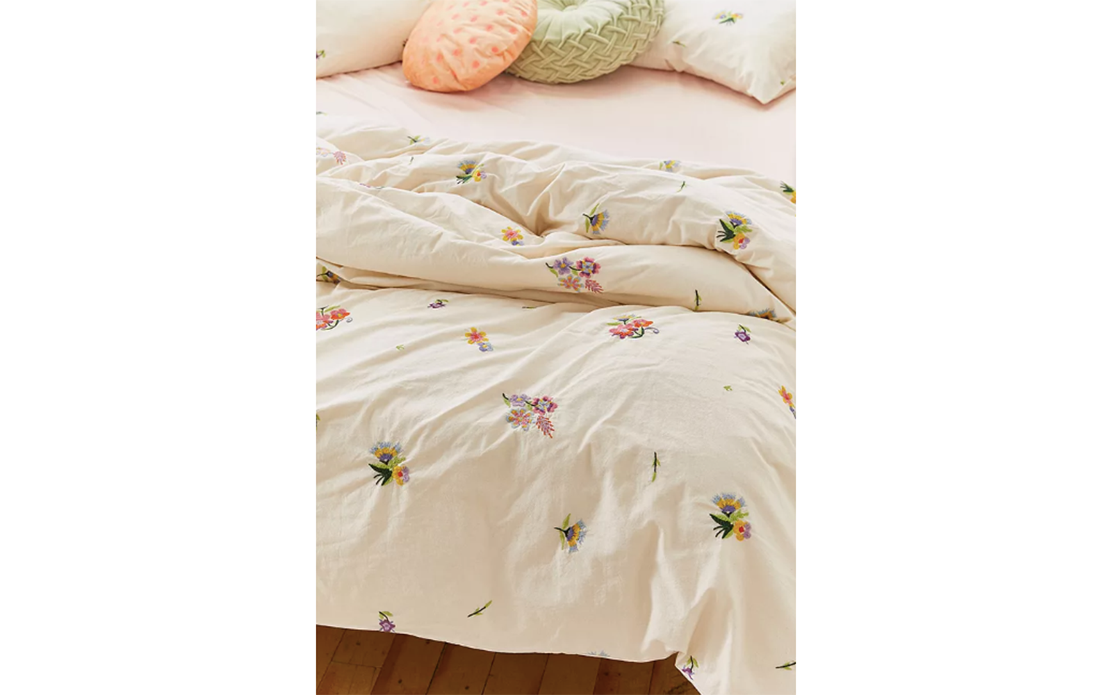 best floral bedding for exuding garden glamour in the home
