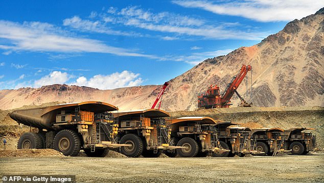 bhp launches £31bn bid for anglo american: audacious swoop threatens 'to set whole mining sector on fire'