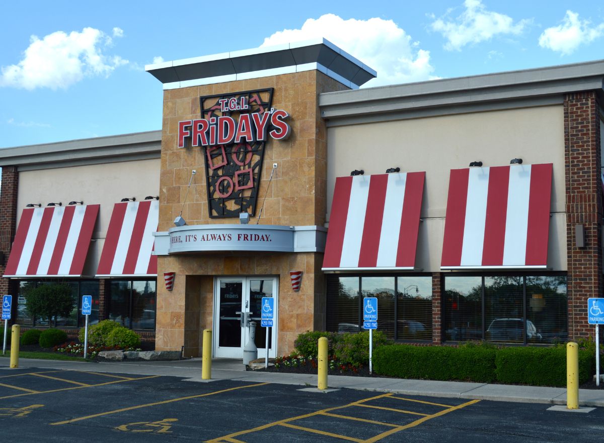 12 Restaurant Chains Closing Locations In 2024