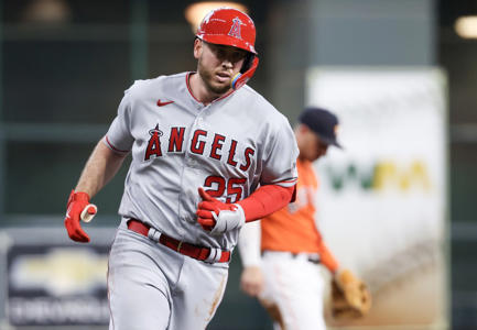 Angels News: Former Los Angeles Baseman Could Take Over For Triston Casas at Boston<br><br>