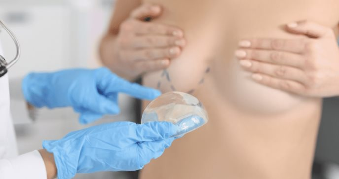 el síndrome de asia y la explantación mamaria: una historia en primera persona sobre violencia estética