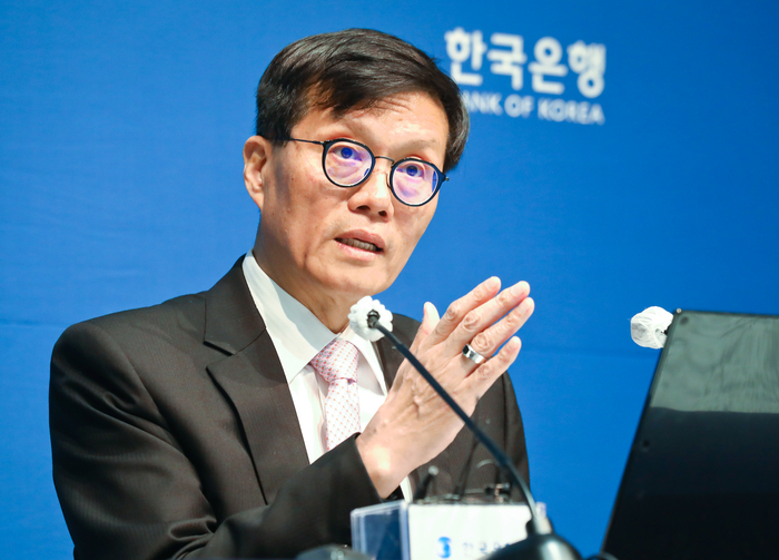 韓 ‘깜짝 성장’에 놀란 해외ib들…성장률 전망치 줄상향