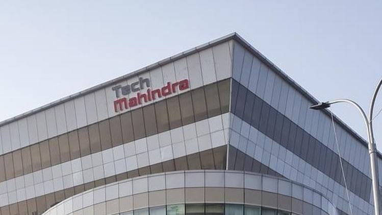 tech mahindra shares climb 10% on ceo's fy27 roadmap; should you buy stock?