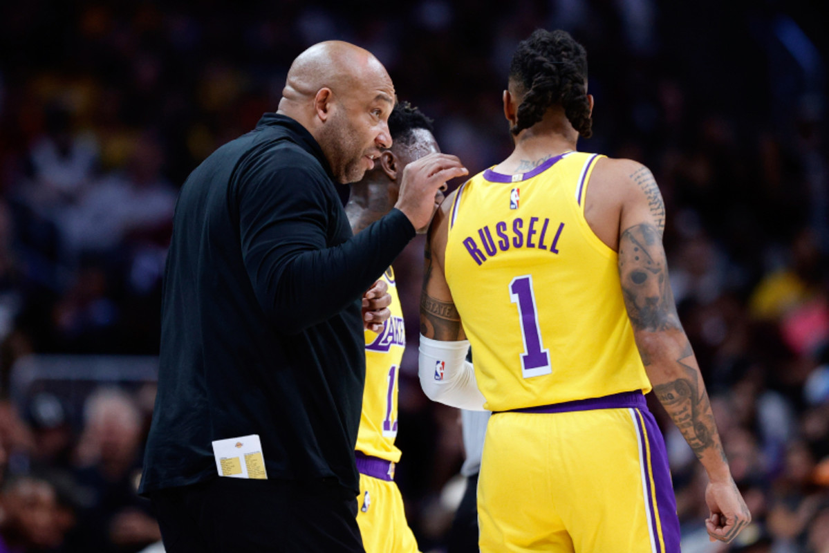 darvin ham finally puts blame on lakers players amid personal criticism