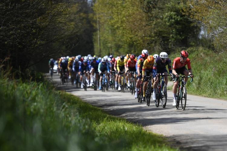 Pour cette deuxième étape du Tour de Bretagne 2024, les coureurs prendront la direction du Morbihan.