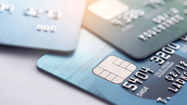 έξαρση στα περιστατικά απάτης με κάρτες – έκαναν… φτερά 24 εκατ. ευρώ το 2023 – ποιες συναλλαγές είναι πιο ευάλωτες