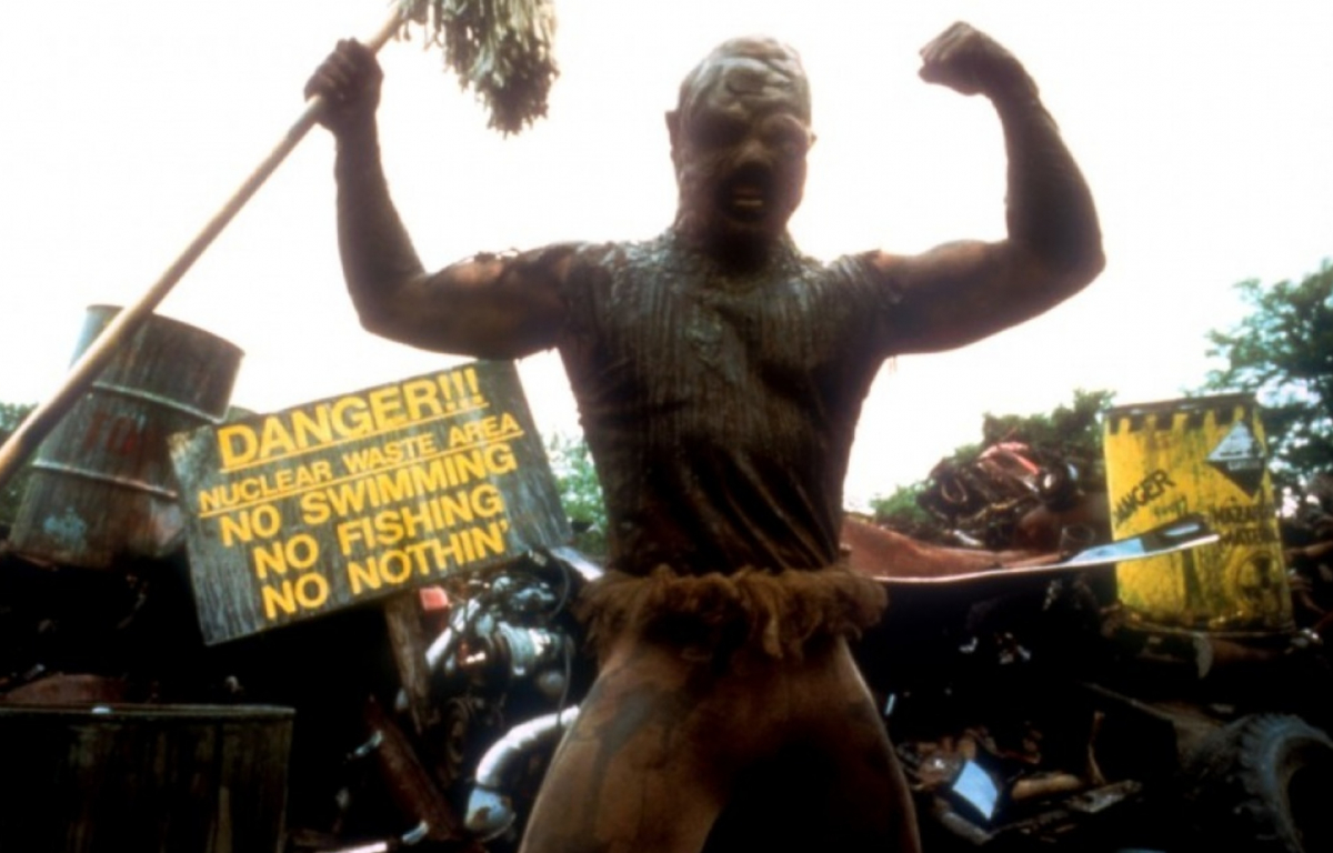 <p>"The Toxic Avenger", an iconic film from '84, is a cult classic that follows the transformation of a weak young man into a mutant superhero after falling into a toxic waste barrel. The absurd plot and exaggerated scenes of violence make this movie as mischievous as it is entertaining.</p> <p>The rudimentary special effects and deliberately exaggerated performances add a comedic touch to the horror. Undoubtedly, it's a classic example of exploitation cinema that embraces its own absurdity and offers a ridiculously enjoyable cinematic experience for those who appreciate the strange and unusual in horror films.</p>
