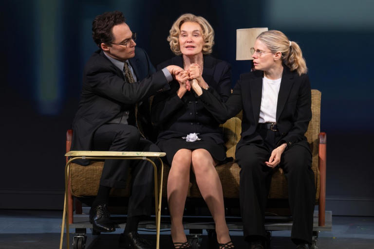 ‘Mother Play' Review: Jessica Lange Is an Unhinged Delight in Dysfunctional Family Drama on Broadway