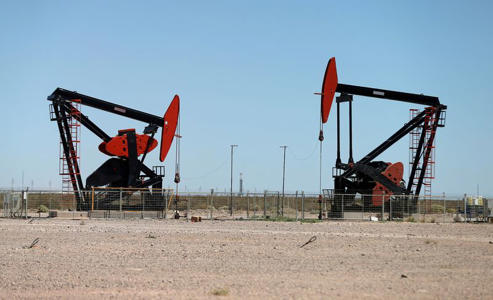 Oil up on geopolitical tensions, gains curbed by fading fed rate cut hopes<br><br>