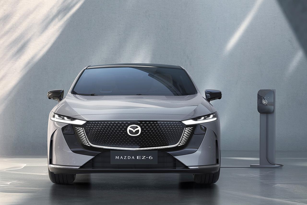 マツダが北京モーターショーで新型電動車2車種を初公開。2024年中には1車種を発売