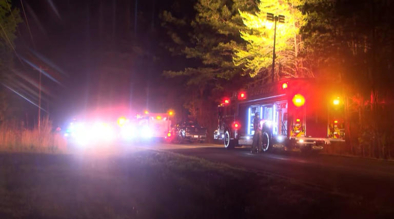 Medic: 2 firefighters hurt after battling house fire along Lake Wylie