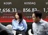 Seoul shares rise 1 pct on tech, financial gains despite overnight U.S. losses<br><br>