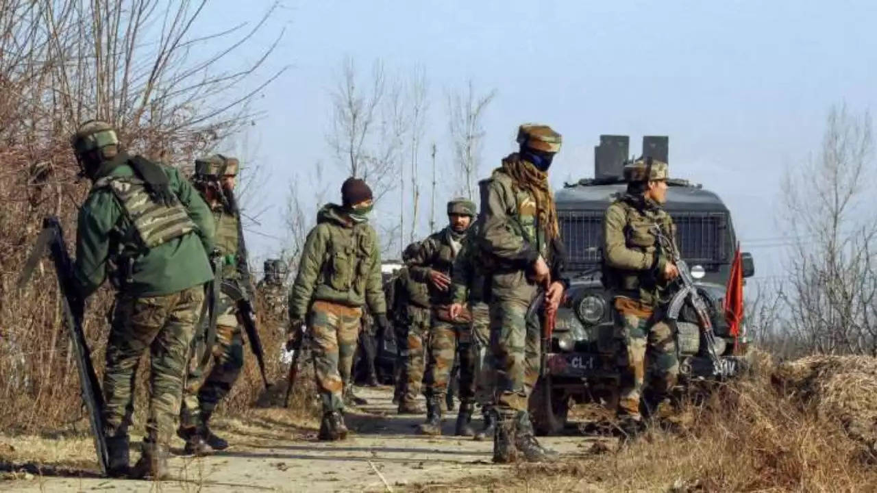 2 terrorists gunned down, 2 army personnel injured on day 2 of j&k's baramulla encounter