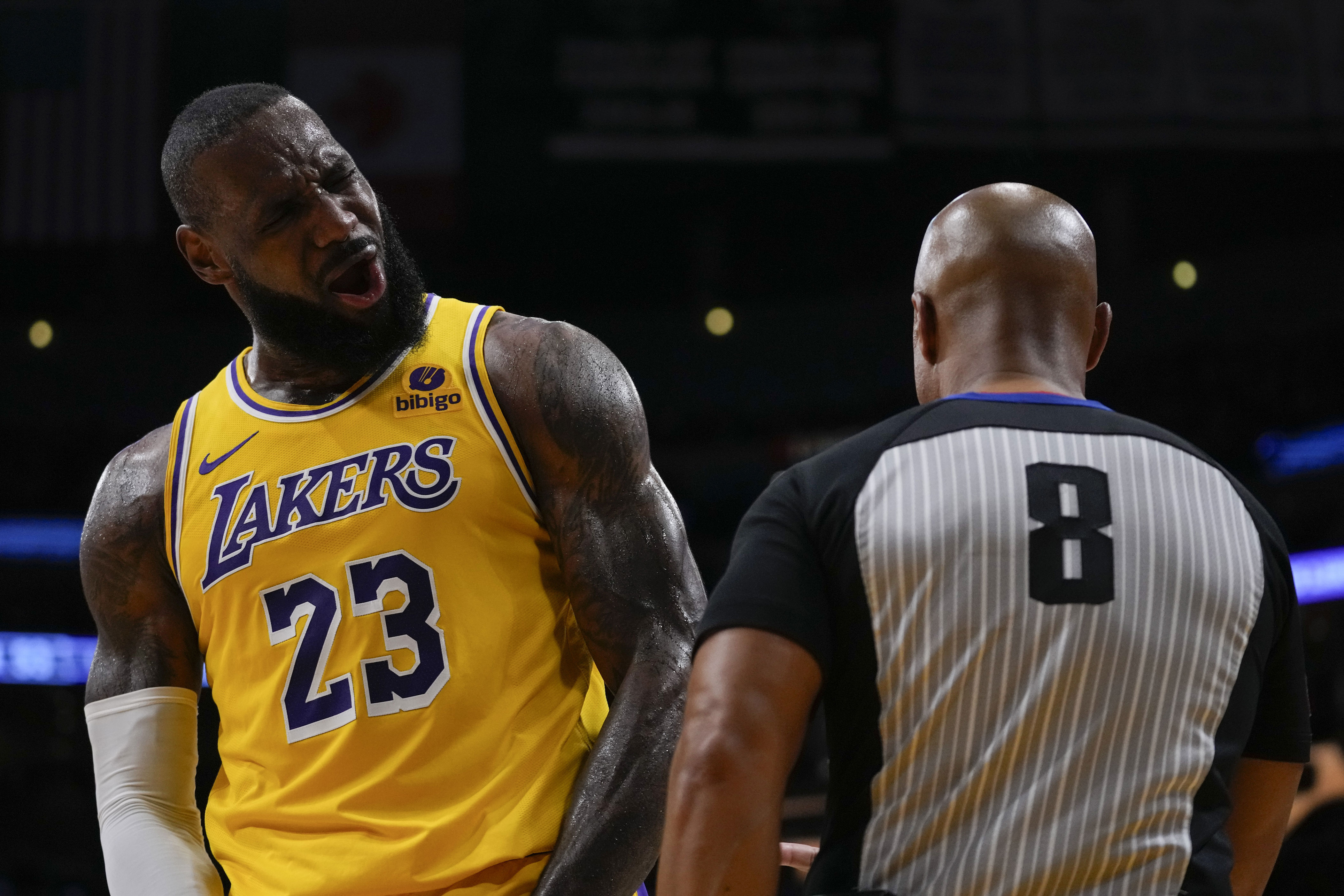 lebron james and the lakers are coming apart at the seams