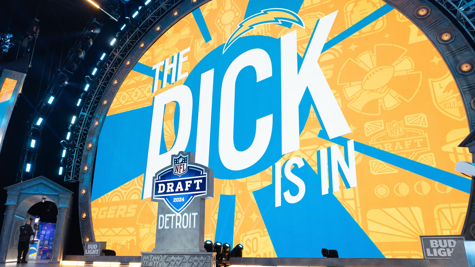 Chargers Daily Links: NFL Draft Day 2 Open Thread