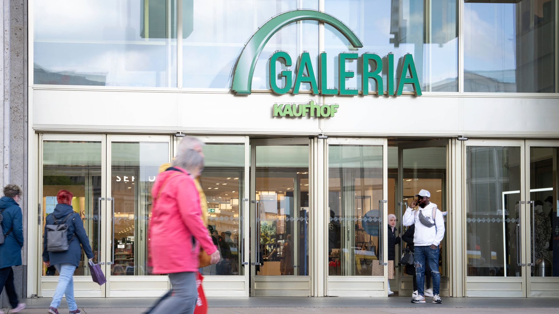 galeria schließt offenbar 16 seiner 92 warenhäuser