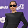 Anitta’s Sharp-Shouldered LBD Was Actually Debuted by Pal Paris Hilton<br>