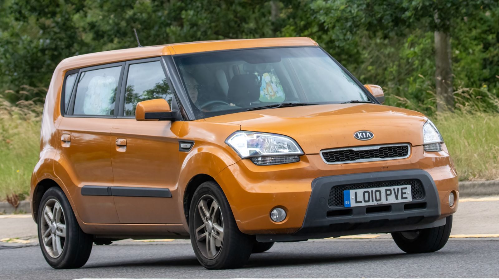 <p>Tempted by the Kia Soul with its funky, cubic design and impressive cargo space? The budget-friendly price tag may be appealing, but you should certainly avoid certain years. Earlier models are notoriously unreliable, with lower-than-average safety scores. Complaints include engine and transmission problems and sub-standard interiors that fail or break easily.</p>