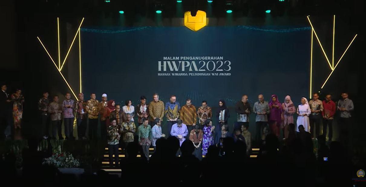 bbc news indonesia kembali raih penghargaan 'hassan wirajuda perlindungan wni award' dari kemlu ri