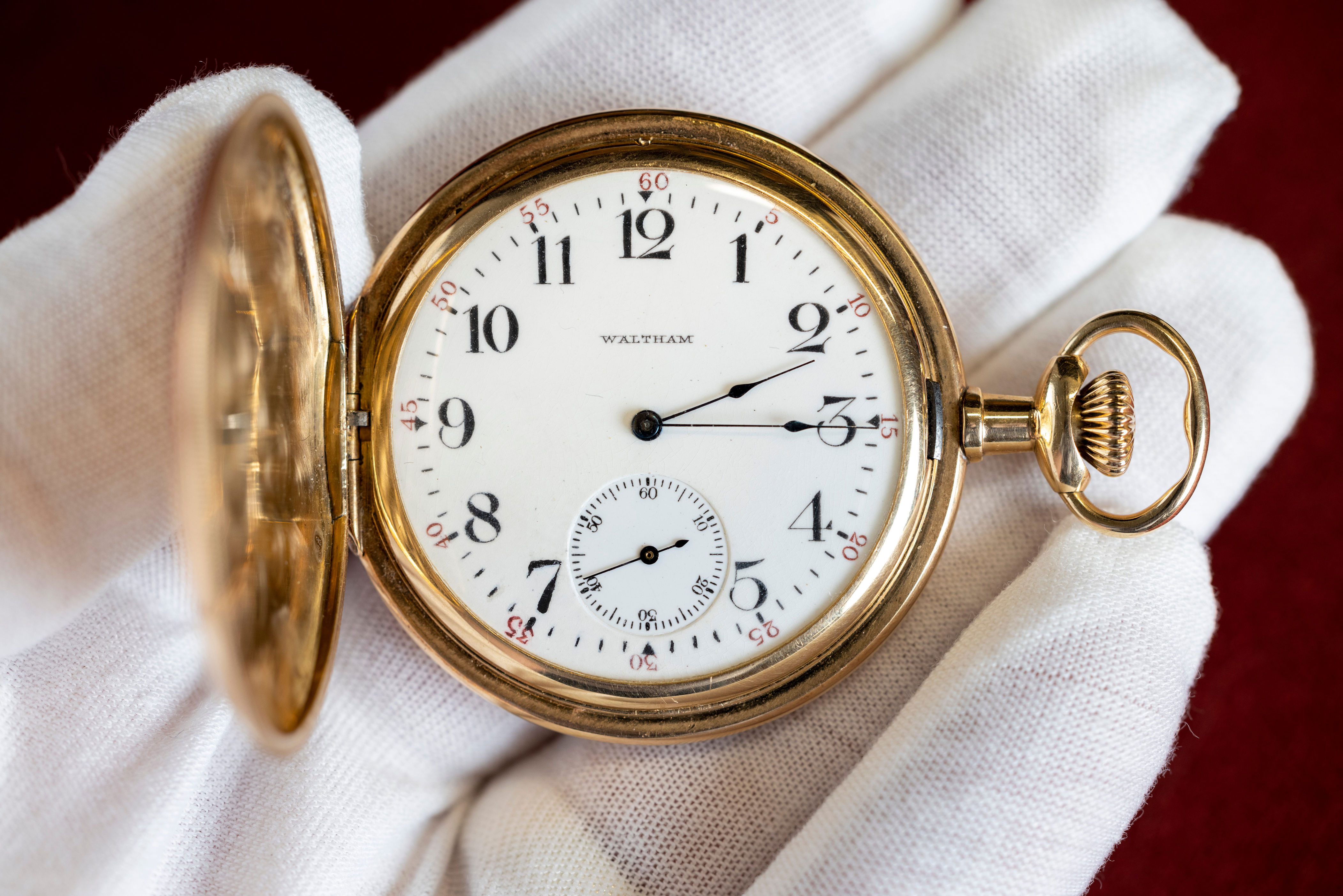 gold pocket watch found on body of titanic’s richest man after he went down with ship goes on sale