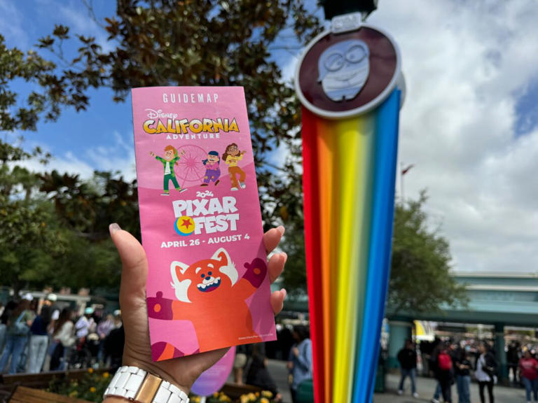 Disney California Adventure has a new guidemap featuring Pixar Fest 2024. Guidemaps are available at kiosks at the front of the park and some merchandise locations throughout the park. Disney California Adventure Pixar Fest Guidemap The front of the guidemap is pink. Mei (in her red panda form), Miriam, Priya, and Abby from “Turning Red” ... Read more