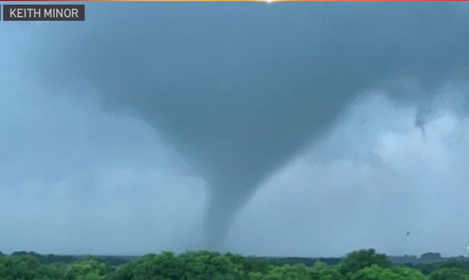 14 tornados causan daños en texas durante todo el fin de semana