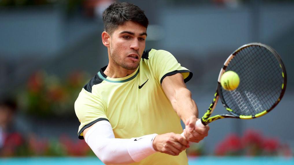 alcaraz starts madrid open defence with quick win