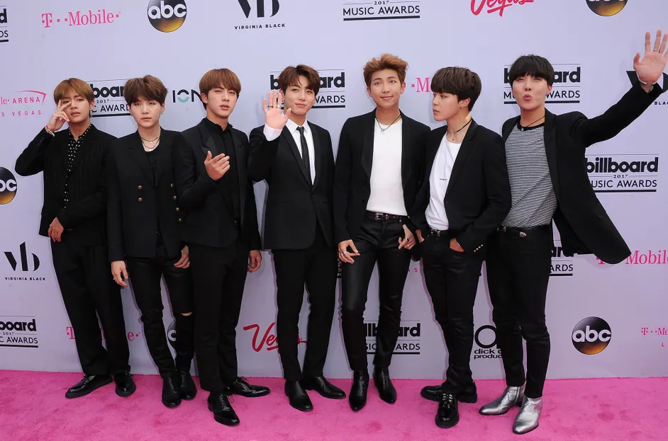 BTS made history at the 2017 Billboard Music Awards with their electrifying performance of "DNA," marking their debut on the international stage. Their groundbreaking performance solidified their status as global superstars and opened doors for K-pop artists worldwide.]]>