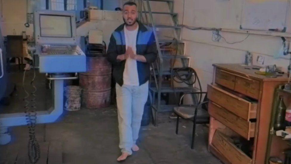 quién es toomaj salehi, el rapero condenado a muerte por irán por sus canciones críticas