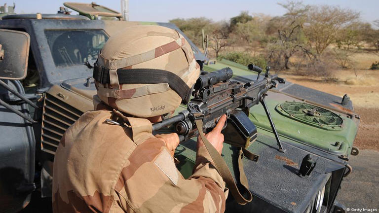 Dans un courrier, "l'armée tchadienne a demandé à l'attaché de défense américain d'arrêter immédiatement les activités militaires sur la BAK, la base aérienne d'Adji Kossei où les soldats américains entraînent des forces spéciales tchadiennes à lutter contre le groupe jihadiste Boko Haram. Image/Archives.