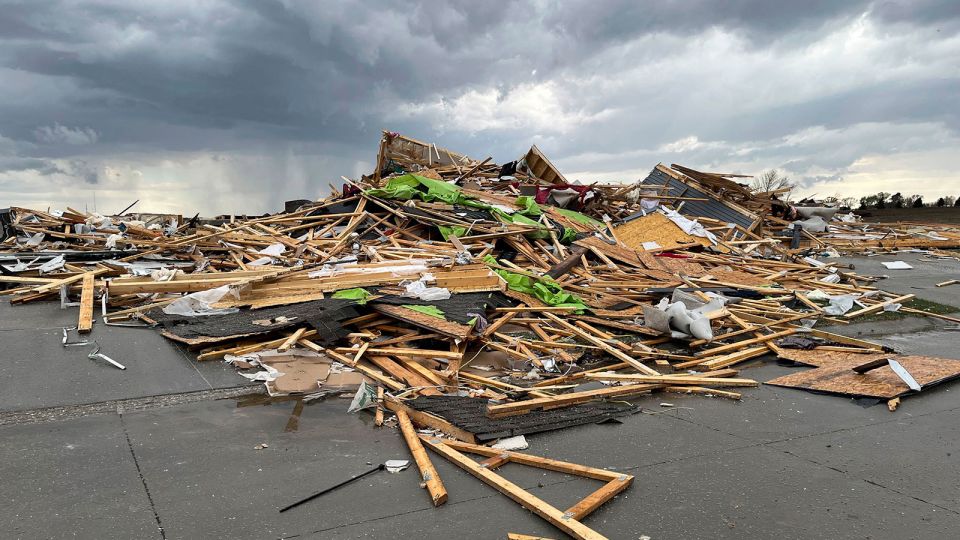 powerful tornadoes tear across nebraska and iowa as weather service warns of ‘catastrophic’ damage