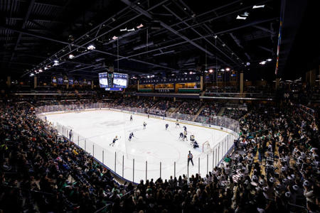 Notre Dame hockey fans can Paint the Ice at Compton Family Ice Arena<br><br>