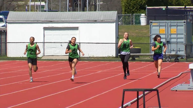 UAlbany students take part in FBI special agent physical fitness test