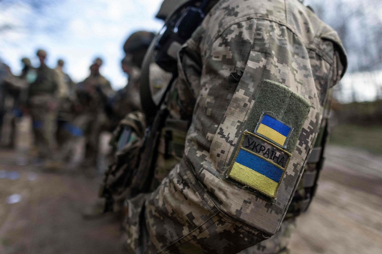 ukraińskie wojsko organizuje łapanki wśród mężczyzn. jest reakcja prezydenta zełenskiego