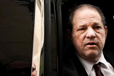 Harvey Weinstein back in Rikers Island jail, will appear in court after overturned rape conviction<br><br>