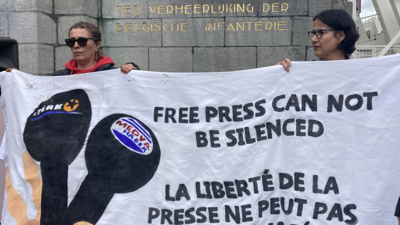 bruxelles : 400 manifestants pointent la « répression » de la police belge à l’encontre de médias kurdes
