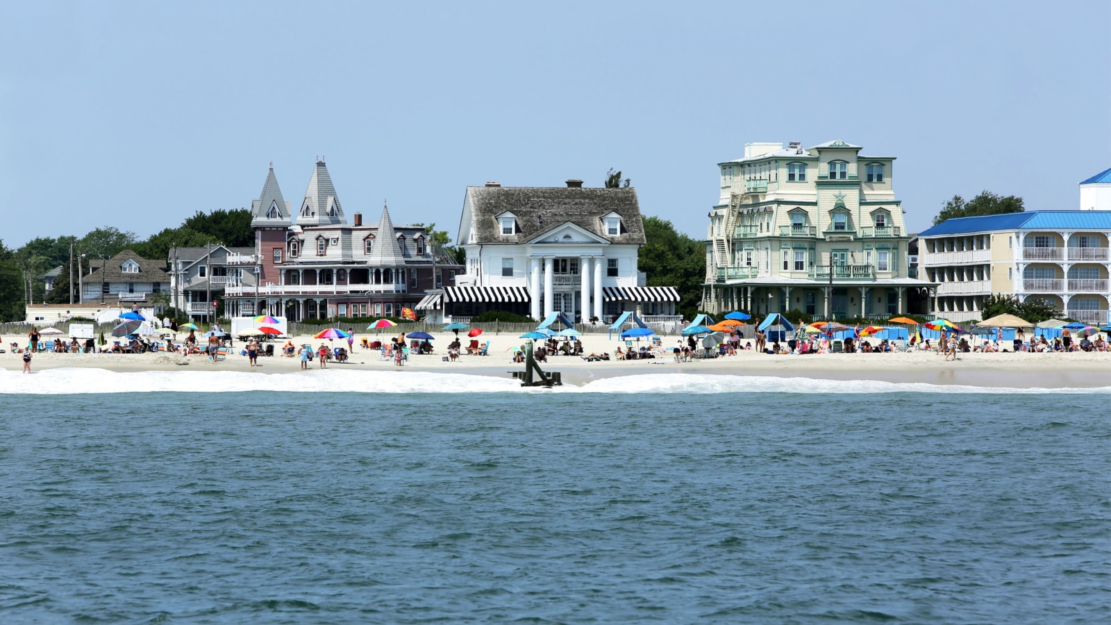 <p>Known for its Victorian architecture, pristine beaches, and historic charm, Cape May is a picturesque seaside town.</p>