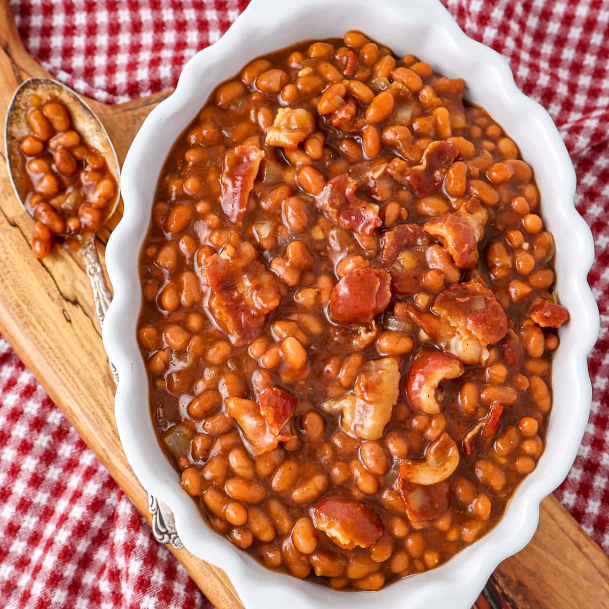 The Best Homemade Slow Cooker Boston Baked Beans Recipe