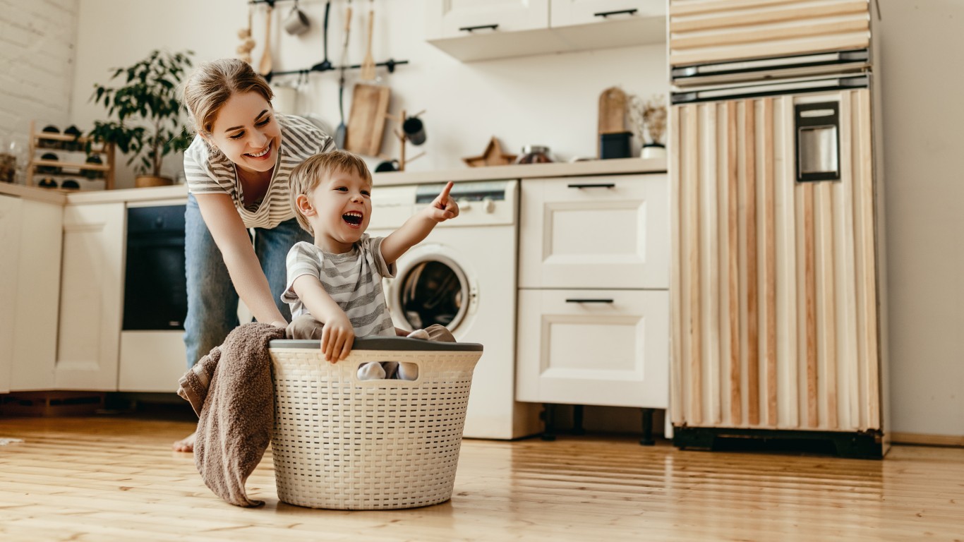 <p>While reviewing these products, it became clear that some of the most popular products are made by brands that are committed to making more eco-friendly options. Earth Breeze offers detergent sheets that dissolve fast and leave no spills behind. If you've ever used liquid or powder, you can see how this would be a big sell.</p> <p>Earth Breeze's detergent sheets are safe for those with sensitive skin. They're free of phosphates, parabens, bleach and dye, substances that can irritate sensitive skin. Another benefit of this product is that you can take them with you when you travel.</p> <p>Agree with this? Hit the Thumbs Up button above. Disagree? Let us know in the comments with what you'd change.</p>