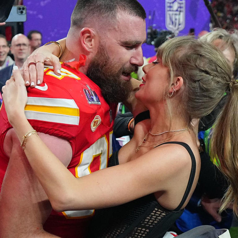  Taylor Swift is Reportedly "Sad" to Start Touring Again After Spending Time with Travis Kelce 