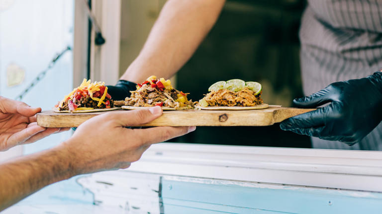 How To Order From A Taco Truck Like A Pro