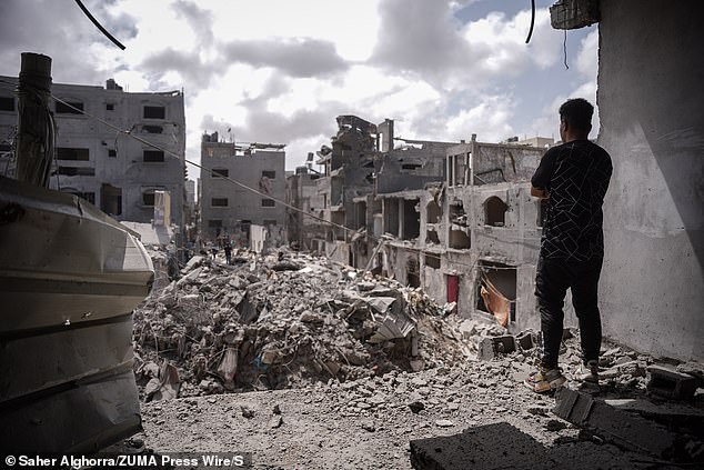 british troops set for 'on-the-ground gaza role' to help deliver aid