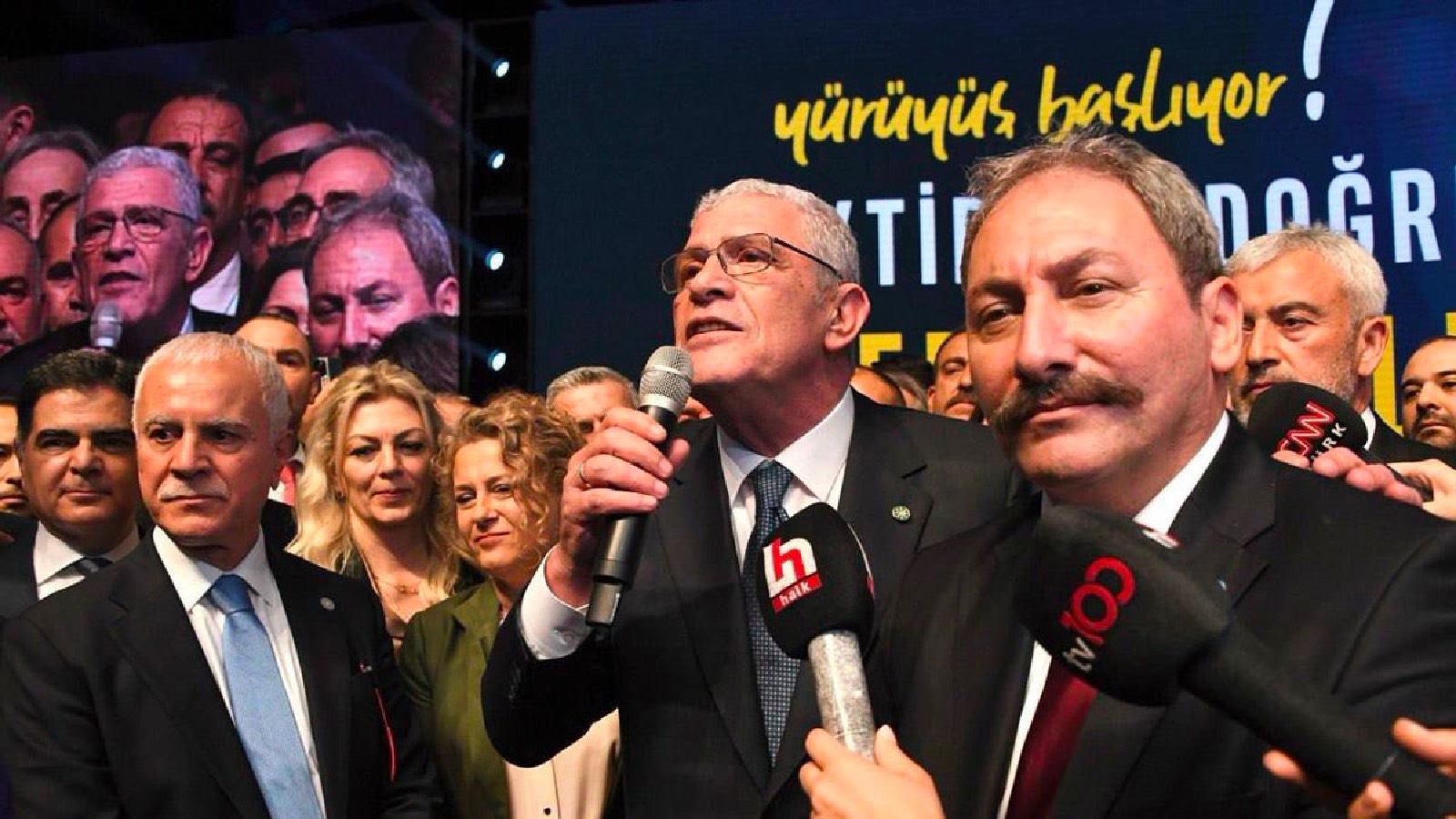 i̇yi parti genel başkanı seçilen müsavat dervişoğlu'ndan mesaj: akeşener'den aldığımız bayrağı iktidara taşıyacağız
