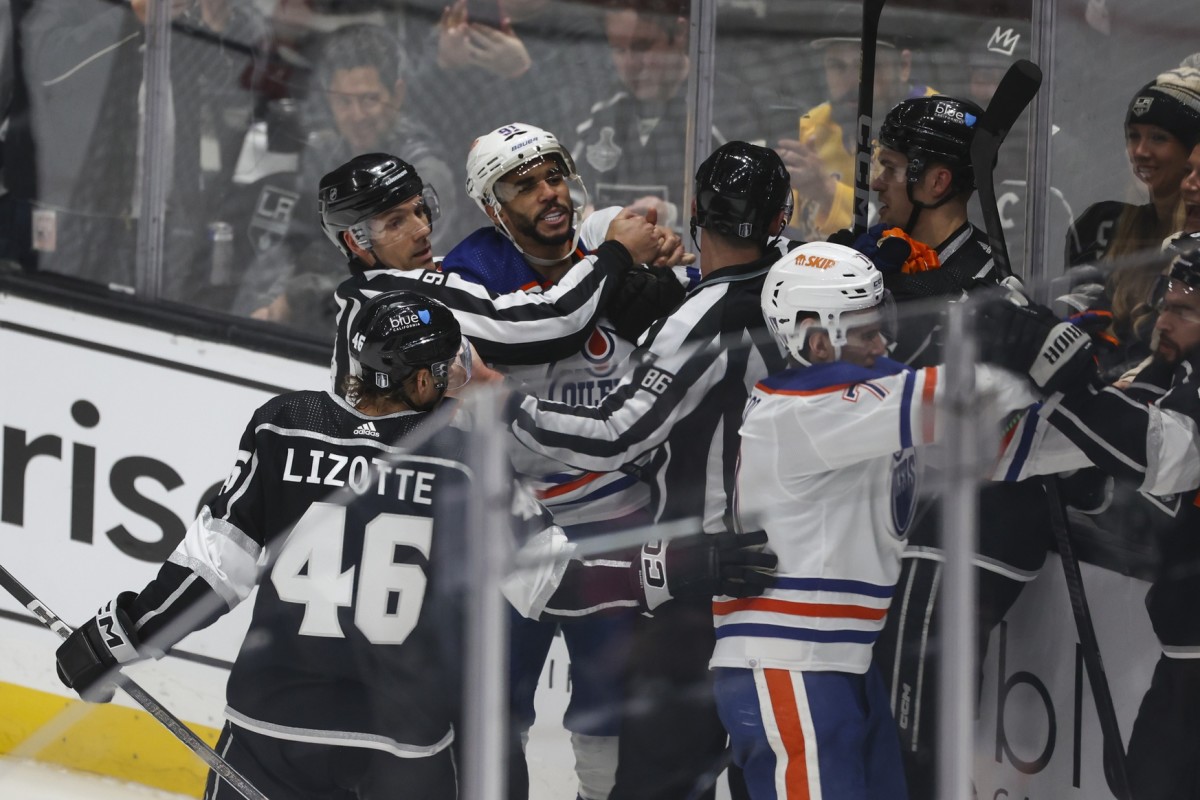 tough oilers forward calls out refs