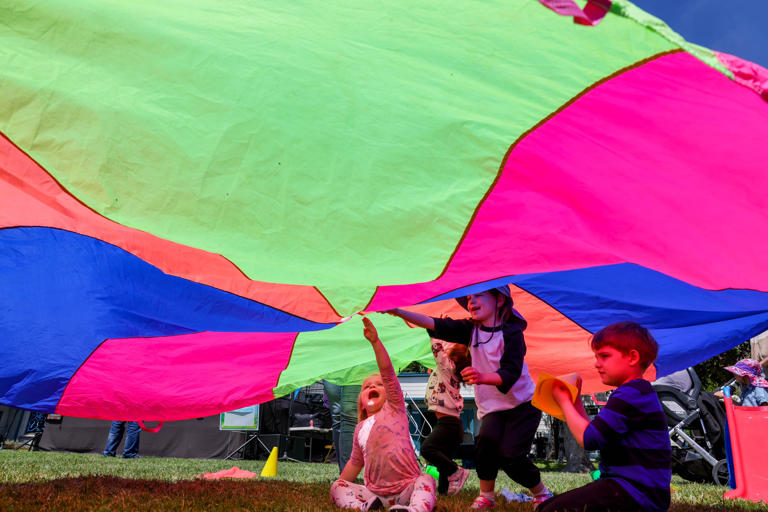 Photos Hundreds enjoy Berkeley Bay Festival