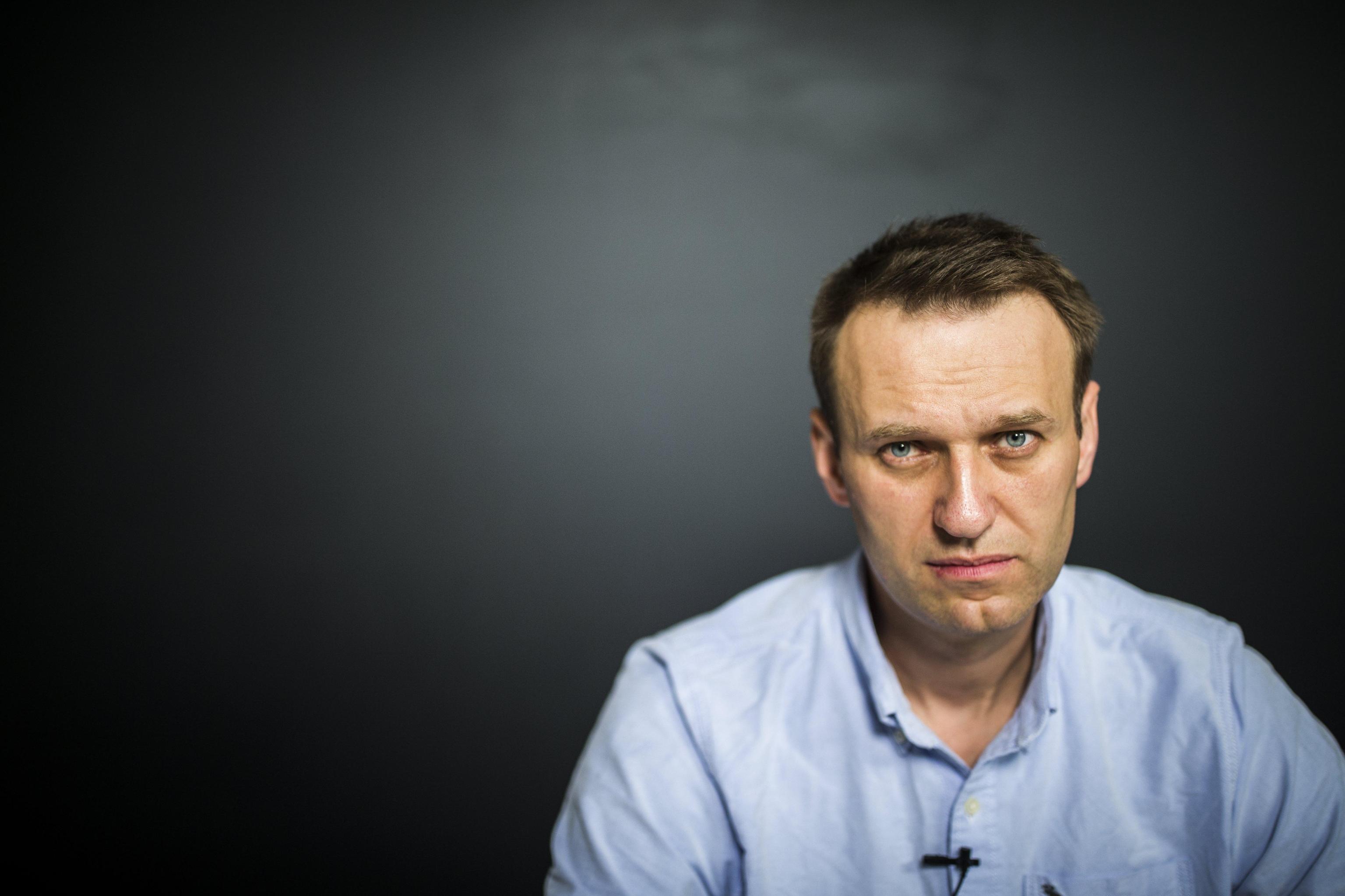 russia arresta un giornalista per video legati a navalny