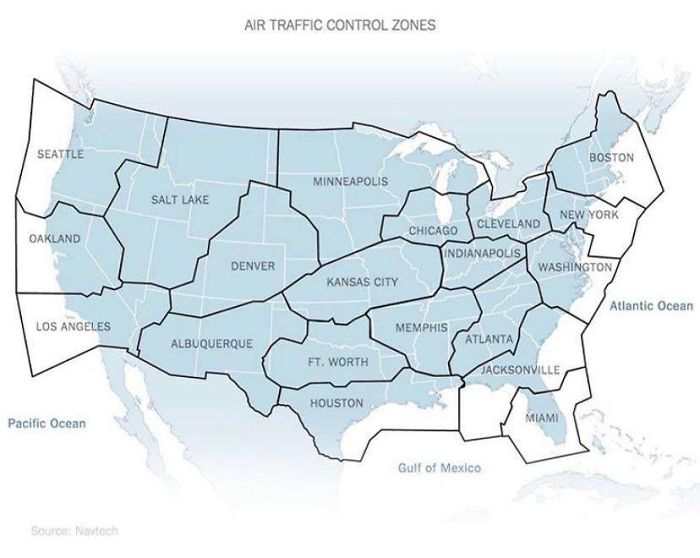 <p>Air Traffic Control Zones do not overlap with state borders. These indicate which air traffic center an airplane should be in contact with, depending on the area they are flying in.</p>
