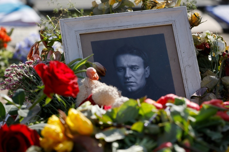 inteligência dos eua sugere que putin não teria ordenado morte de navalny (imprensa)